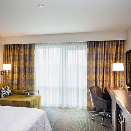 Hampton Inn & Suites By Hilton Seattle/Northgate Extérieur photo