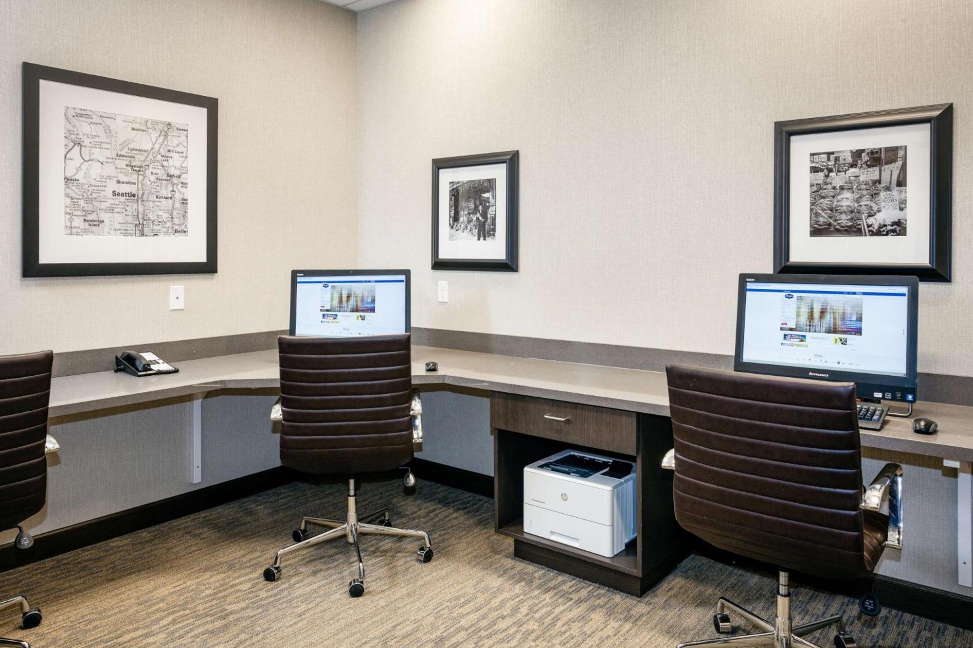 Hampton Inn & Suites By Hilton Seattle/Northgate Extérieur photo