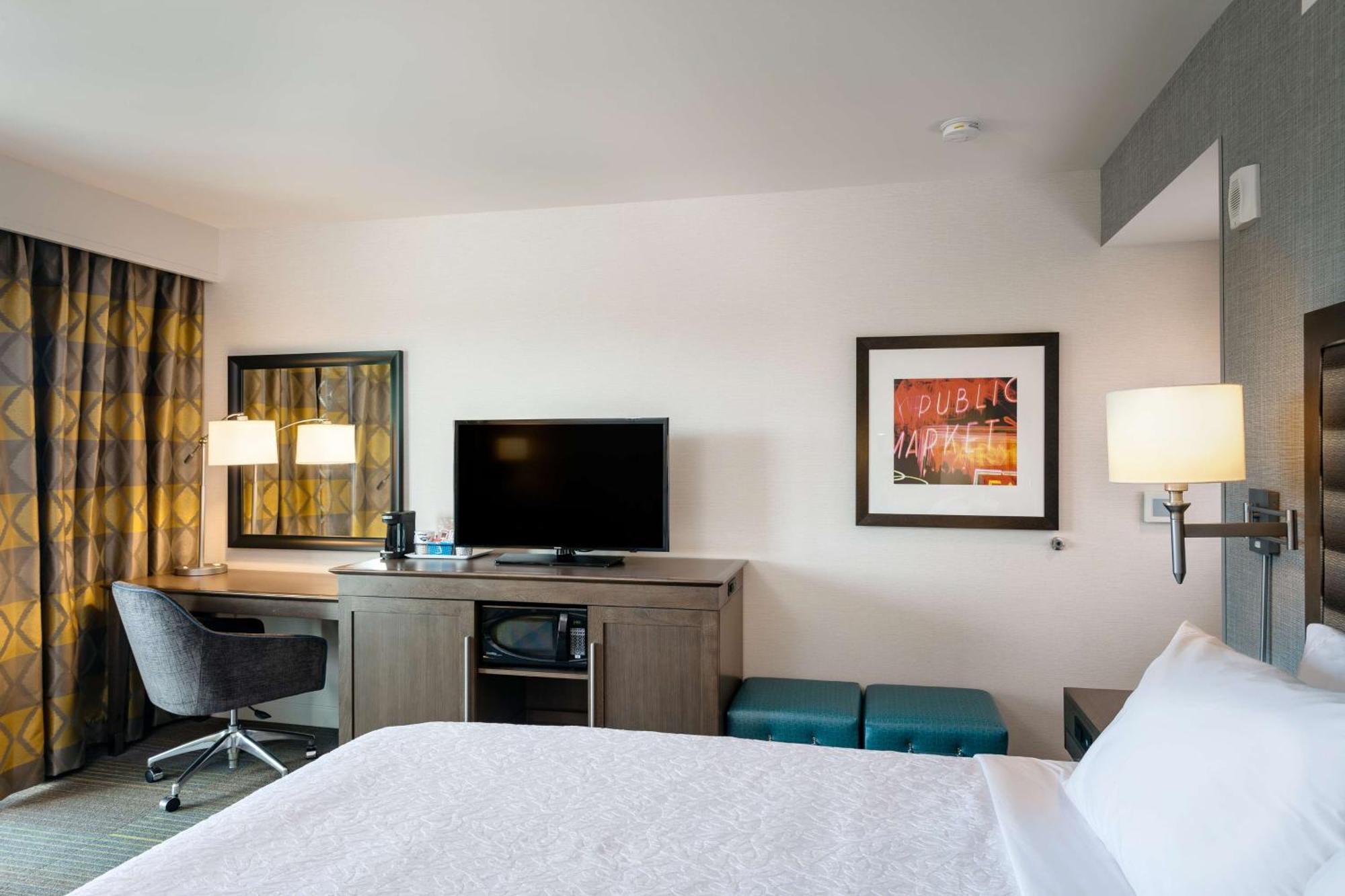 Hampton Inn & Suites By Hilton Seattle/Northgate Extérieur photo