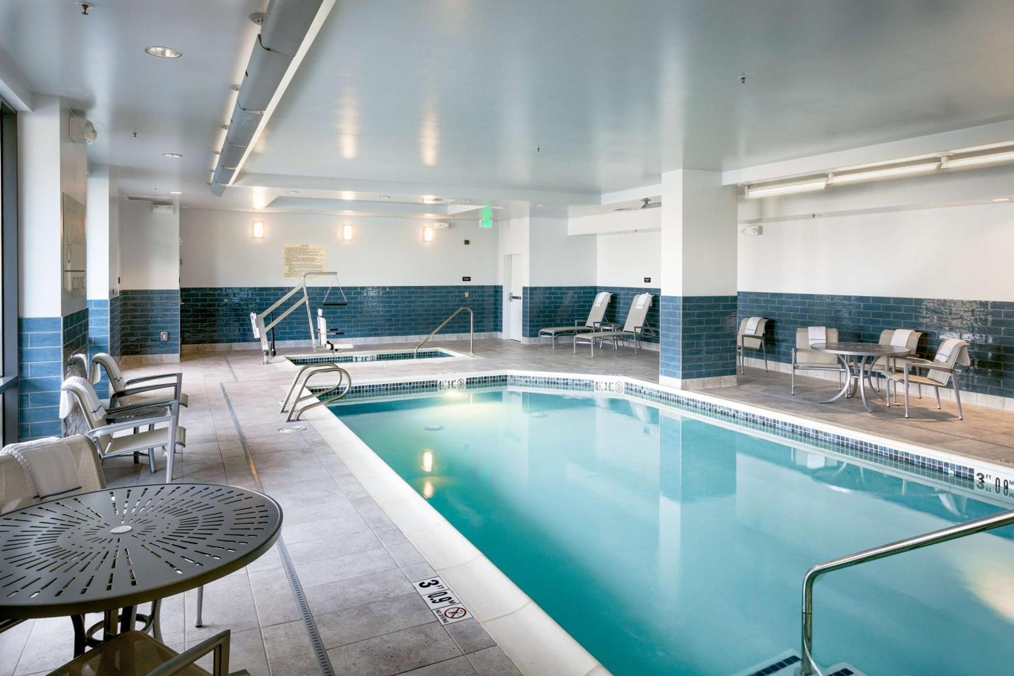 Hampton Inn & Suites By Hilton Seattle/Northgate Extérieur photo
